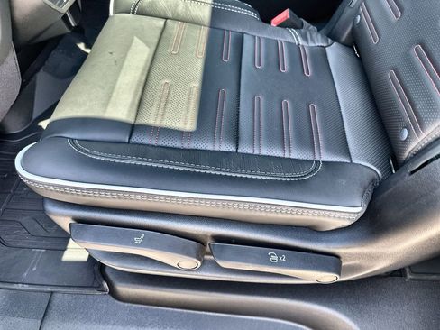 New 2026 GMC Yukon XL AT4 Ultimate w/ LPO, Floor Liner Package AWD/4WD image 17