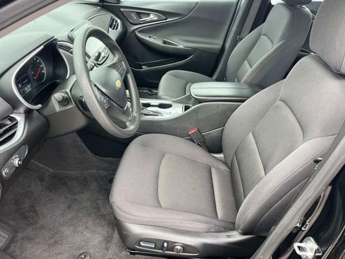 Used 2024 Chevrolet Malibu LT FWD image 12