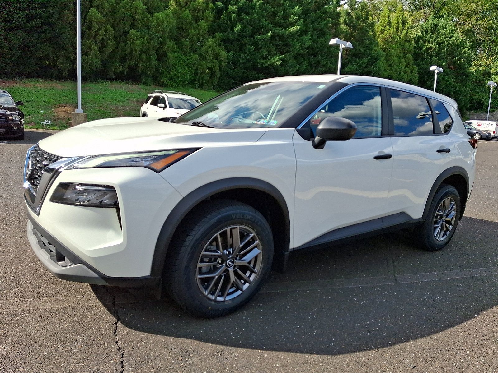Certified 2023 Nissan Rogue S AWD/4WD image 3