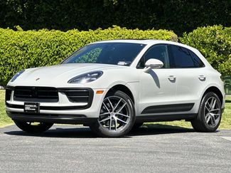 Certified 2025 Porsche Macan AWD/4WD video 1