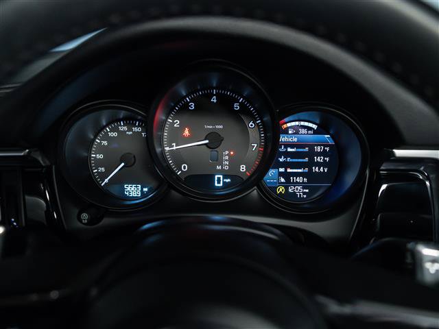 Used 2026 Porsche Macan AWD/4WD image 20
