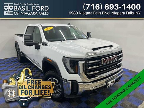 Used 2024 GMC Sierra 3500 SLE w/ Remote Start Package image 2