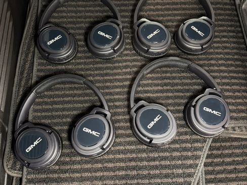 Used 2023 GMC Yukon Denali Ultimate image 57