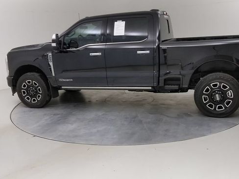 Certified 2024 Ford F250 Platinum AWD/4WD image 18