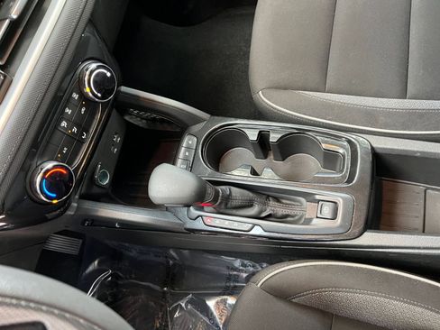 Used 2025 Chevrolet TrailBlazer LT image 35