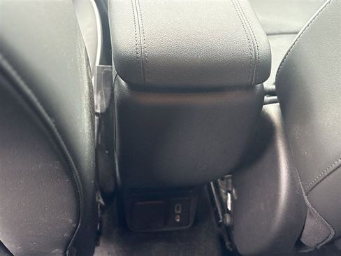 Certified 2024 Buick Encore GX Avenir w/ Avenir Convenience Package image 20