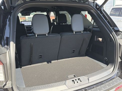 New 2026 Ford Explorer ST-Line w/ ST-Line Street Pack image 29