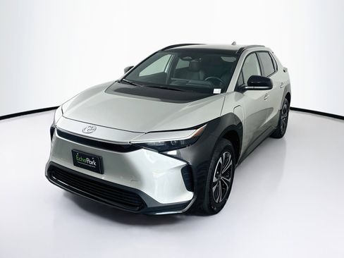 Used 2025 Toyota bZ4X FWD w/ Weather Package image 3