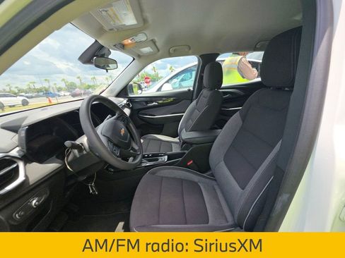 Used 2024 Chevrolet TrailBlazer LS FWD image 8