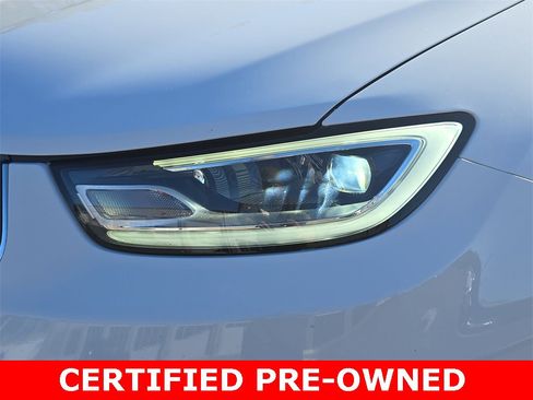 Used 2024 Chrysler Pacifica Touring-L image 32