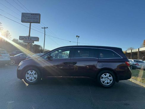 Used 2013 Honda Odyssey LX image 8