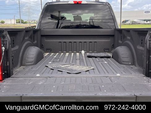 Used 2025 Ford F250 Lariat w/ Chrome Package AWD/4WD image 32
