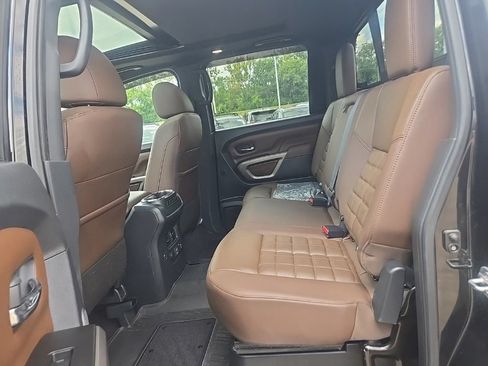 Used 2023 Nissan Titan Platinum Reserve w/ Moonroof Package AWD/4WD image 37