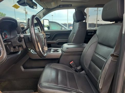 Used 2018 GMC Sierra 3500 Denali w/ Duramax Plus Package AWD/4WD image 16