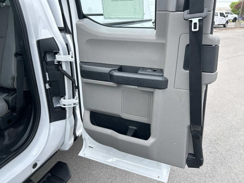 Used 2020 Ford F250 XL w/ Power Equipment Group AWD/4WD image 31