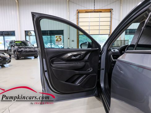 Used 2020 GMC Terrain SLT w/ Preferred Package FWD image 15