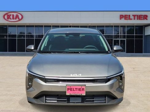 New 2026 Kia K4 FWD image 2