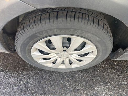 Used 2012 Toyota Corolla LE image 10