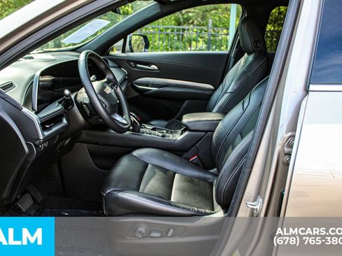 Used 2025 Cadillac XT4 Premium Luxury FWD image 15