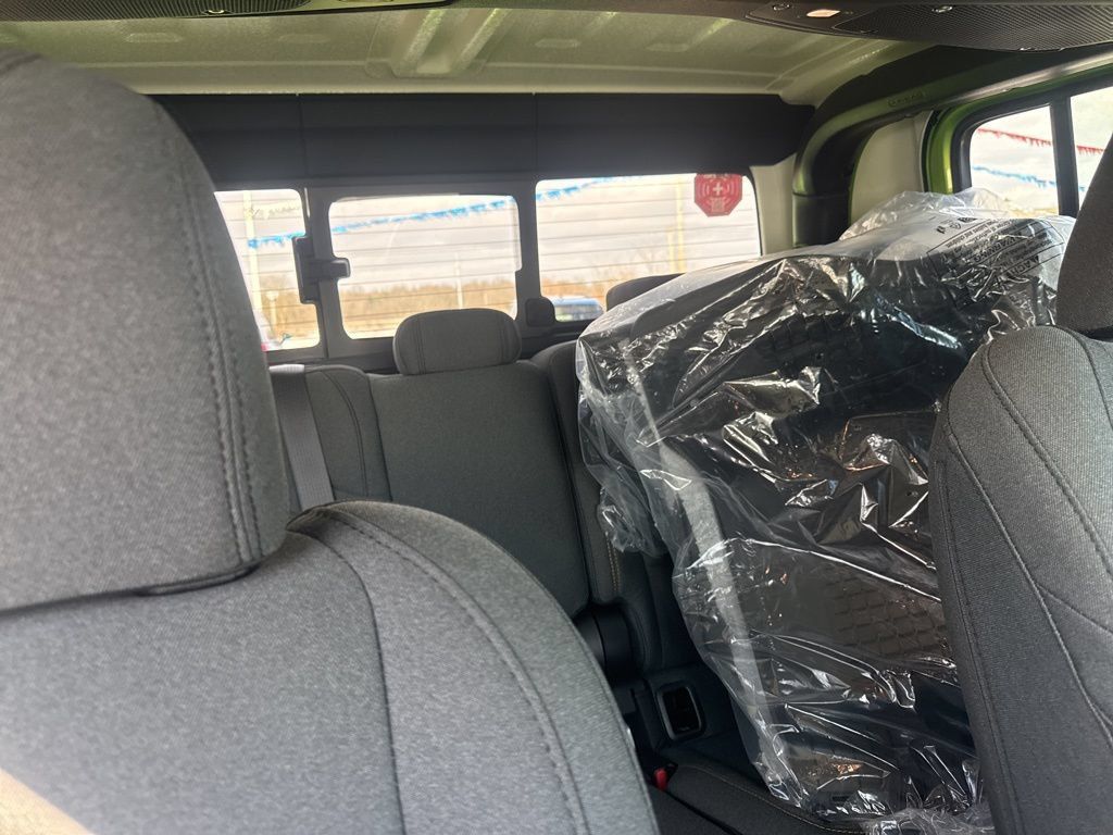 Used 2025 Jeep Gladiator Sport AWD/4WD image 53