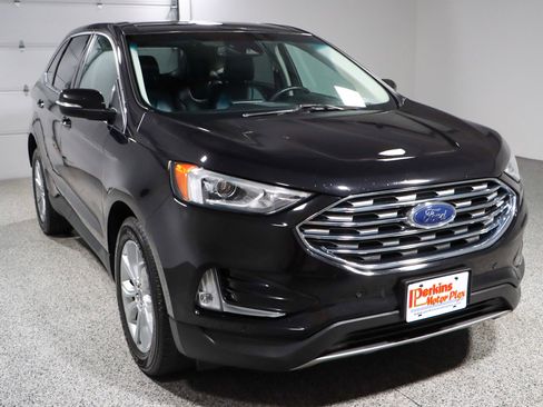 Used 2021 Ford Edge Titanium w/ Cargo Accessory Package FWD image 5