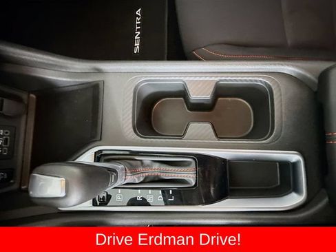 Used 2025 Nissan Sentra SR w/ Midnight Edition FWD image 18