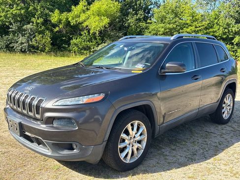 Used 2015 Jeep Cherokee Limited AWD/4WD image 5