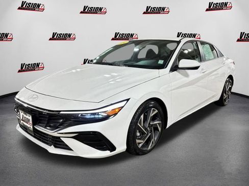 Used 2024 Hyundai Elantra SEL w/ Convenience Package image 1