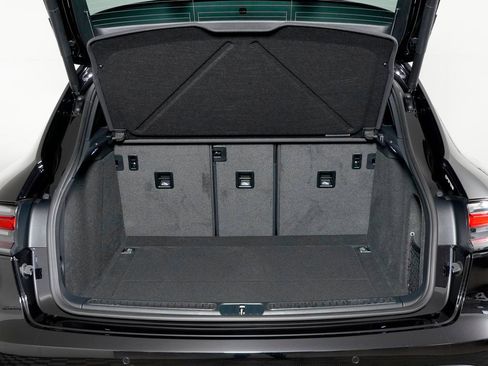 New 2026 Porsche Macan S AWD/4WD image 13