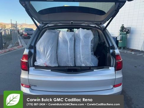 Used 2012 BMW X5 xDrive35d image 32