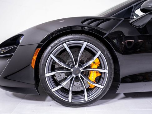Used 2025 McLaren Artura Spider RWD image 14