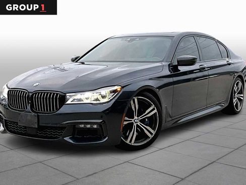 Used 2017 BMW 750i RWD image 1