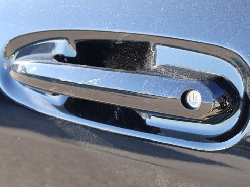 Used 2024 Toyota Sienna LE image 18