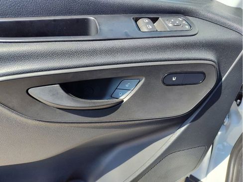 Used 2024 Mercedes-Benz Sprinter 2500 image 10