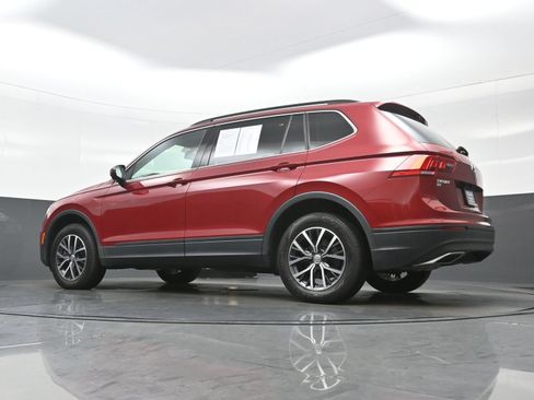 Used 2019 Volkswagen Tiguan SE AWD/4WD image 29