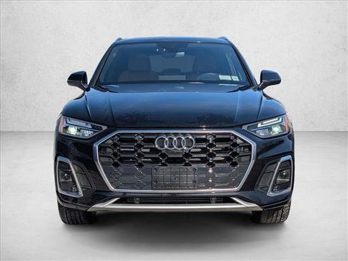 Used 2023 Audi Q5 2.0T Premium Plus w/ Premium Plus Package image 2