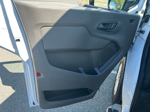 Used 2025 Ford Transit 250 Low Roof w/ Exterior Upgrade Package RWD image 11