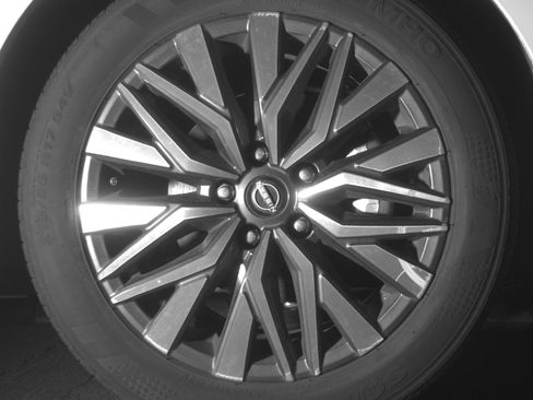 Used 2025 Nissan Altima 2.5 SV FWD image 13