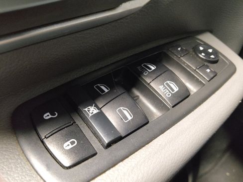 Used 2021 RAM 1500 Big Horn RWD image 26