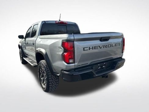 Used 2024 Chevrolet Colorado ZR2 w/ ZR2 Convenience Package III image 3