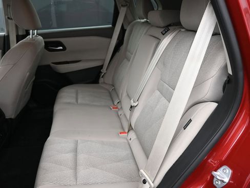 Used 2025 Nissan Rogue SV AWD/4WD image 24