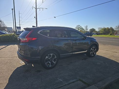 Used 2019 Honda CR-V Touring image 4
