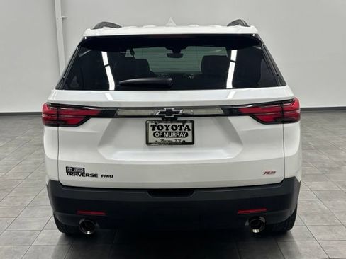 Used 2023 Chevrolet Traverse RS AWD/4WD image 3