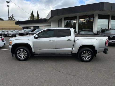 Used 2016 GMC Canyon SLT image 2