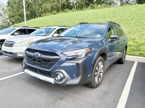 Certified 2025 Subaru Outback Limited w/ Popular Package #2 AWD/4WD image 3