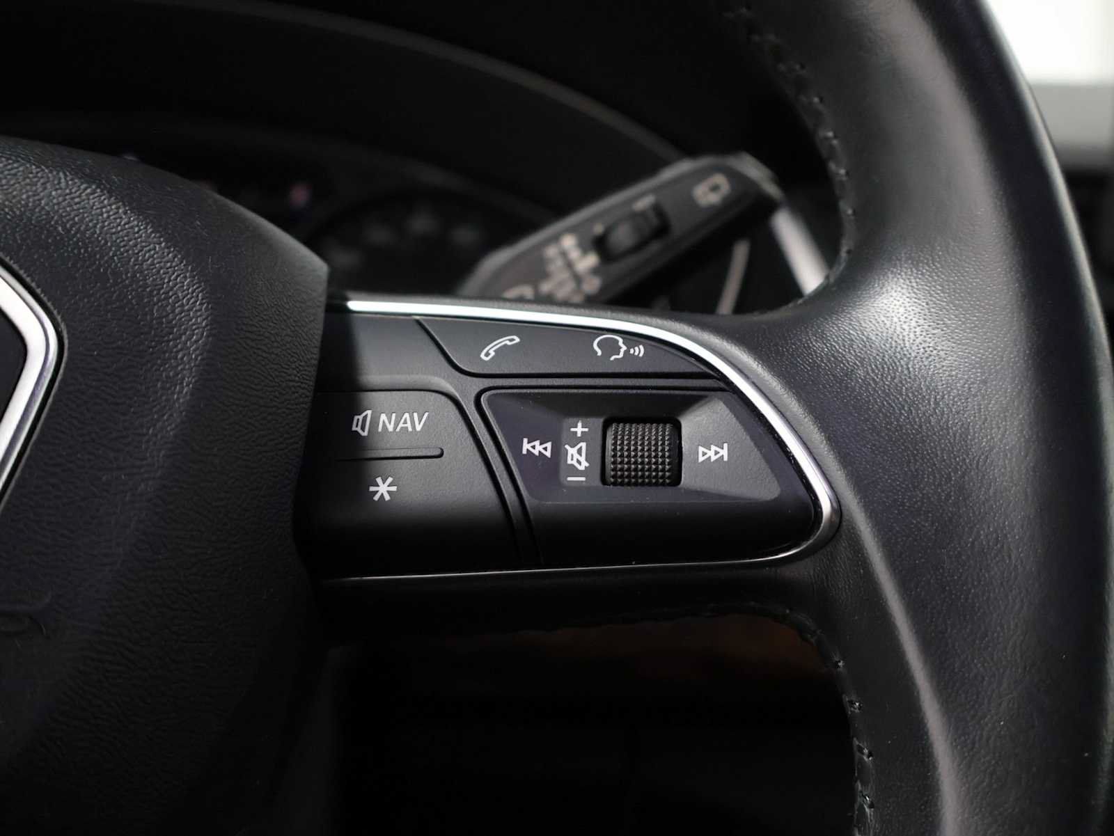 Used 2020 Audi Q5 2.0T Premium AWD/4WD image 24