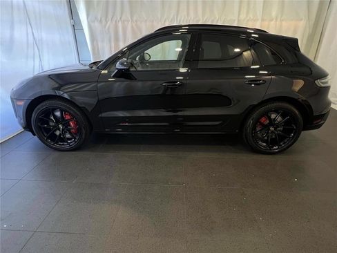 Used 2026 Porsche Macan GTS image 2