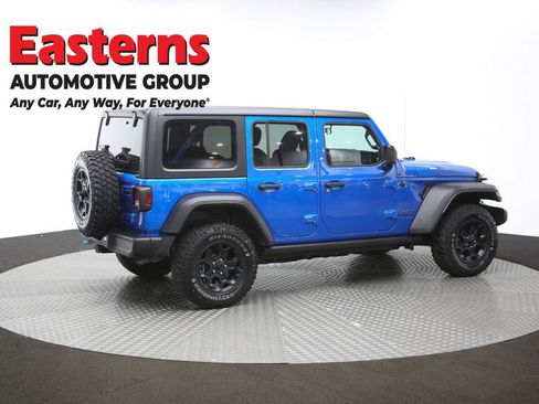 Used 2023 Jeep Wrangler Unlimited w/ Cold Weather Group AWD/4WD image 45