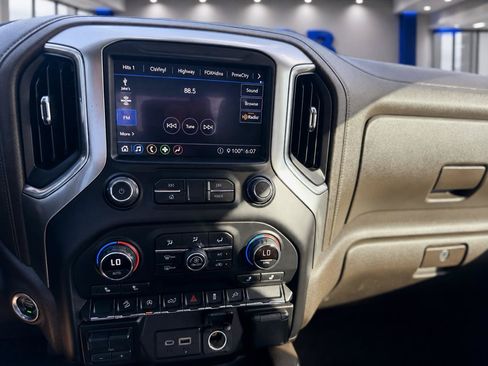 Used 2020 Chevrolet Silverado 1500 RST w/ All-Star Edition AWD/4WD image 14