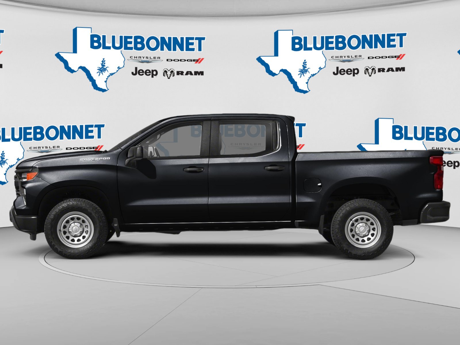 Used 2022 Chevrolet Silverado 1500 LT RWD image 3
